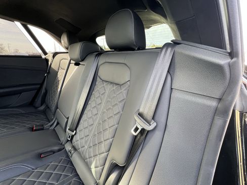 Used 2024 Audi SQ8 Prestige w/ Prestige Package image 33