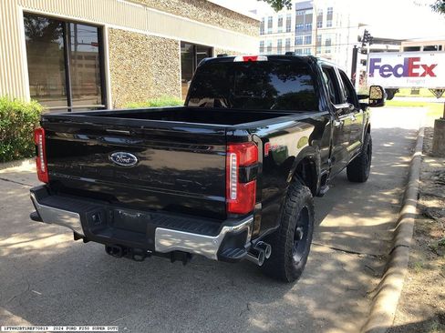 Used 2024 Ford F250 Lariat w/ Lariat Ultimate Package AWD/4WD image 5