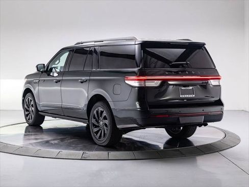 New 2023 Lincoln Navigator L Black Label AWD/4WD image 3