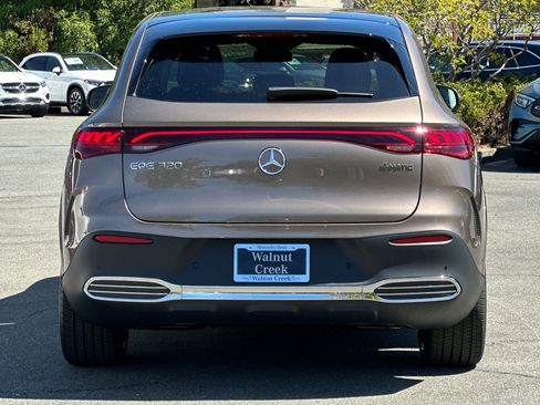New 2026 Mercedes-Benz EQE 320 4MATIC SUV image 9