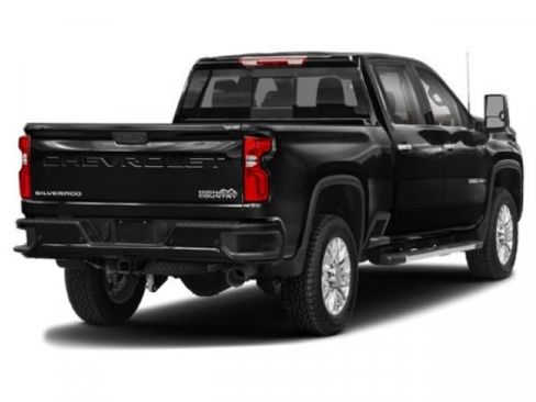 Used 2022 Chevrolet Silverado 2500 High Country w/ Safety Package II image 2