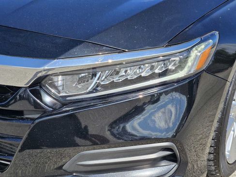 Used 2020 Honda Accord LX image 7
