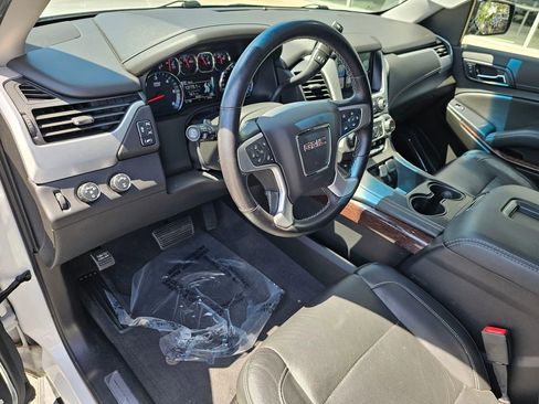 Used 2019 GMC Yukon SLT w/ Open Road Package AWD/4WD image 62