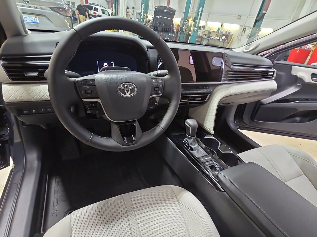 Used 2026 Toyota Camry XLE w/ Premium Plus Package AWD/4WD image 18