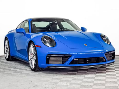 Used 2024 Porsche 911 Carrera 4 GTS image 8