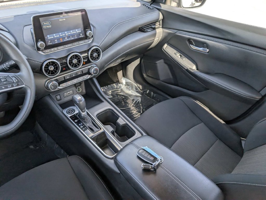 Used 2025 Nissan Sentra SV FWD image 18