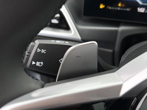 New 2026 BMW 330i Sedan w/ M Sport Package image 13