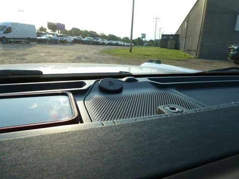 New 2026 Ford Bronco Outer Banks AWD/4WD image 26