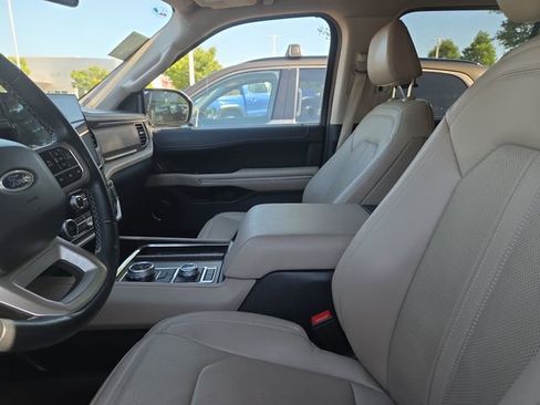 Used 2024 Ford Expedition Max Limited AWD/4WD image 10