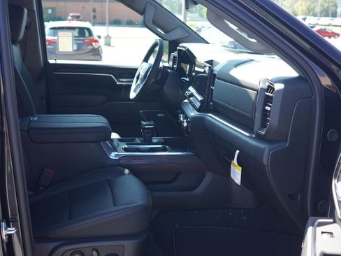 New 2026 GMC Sierra 1500 SLT w/ SLT Convenience Package image 29