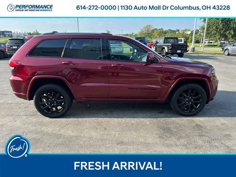 Used 2021 Jeep Grand Cherokee Altitude AWD/4WD image 3