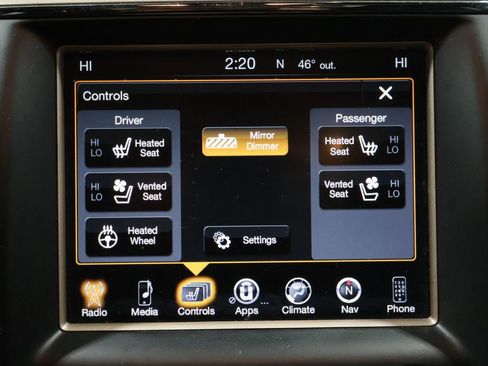 Used 2015 Jeep Grand Cherokee Overland w/ Advanced Technology Group image 32