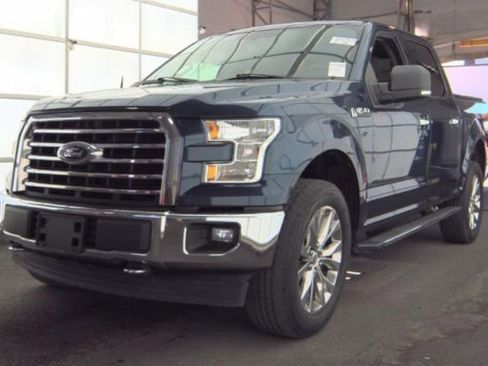 Used 2017 Ford F150 XLT w/ Equipment Group 302A Luxury image 2