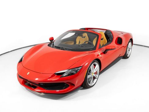 Used 2025 Ferrari 296 GTS RWD image 2