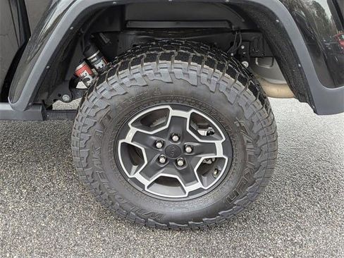 Used 2023 Jeep Gladiator Mojave w/ Cold Weather Group image 29