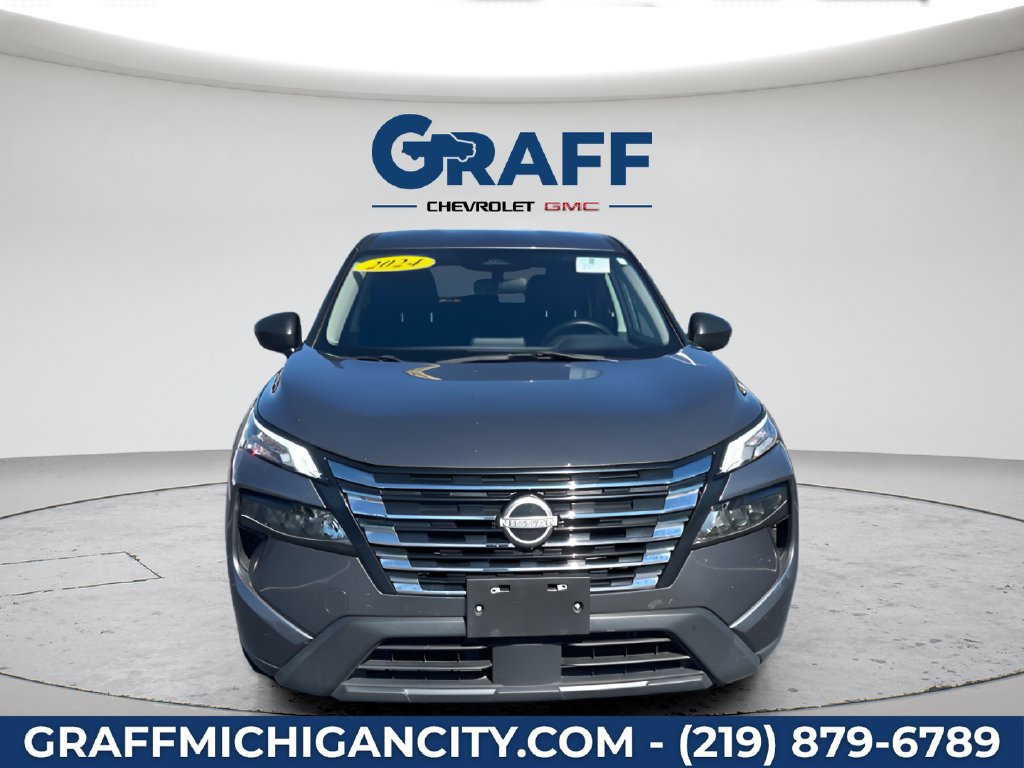 Used 2024 Nissan Rogue S AWD/4WD image 8