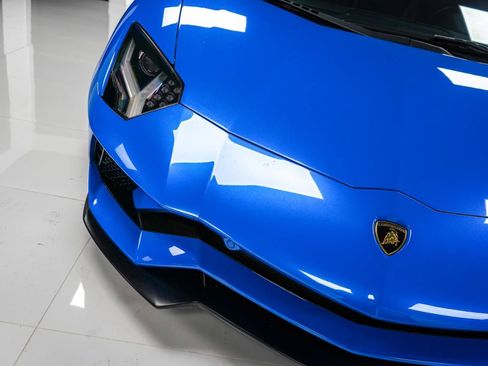 Used 2018 Lamborghini Aventador S AWD/4WD image 11