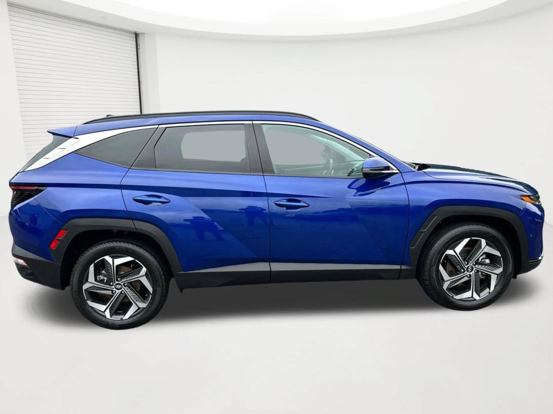 Certified 2023 Hyundai Tucson Limited AWD/4WD image 4