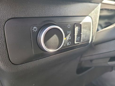 Certified 2025 Ford Escape ST-Line image 17