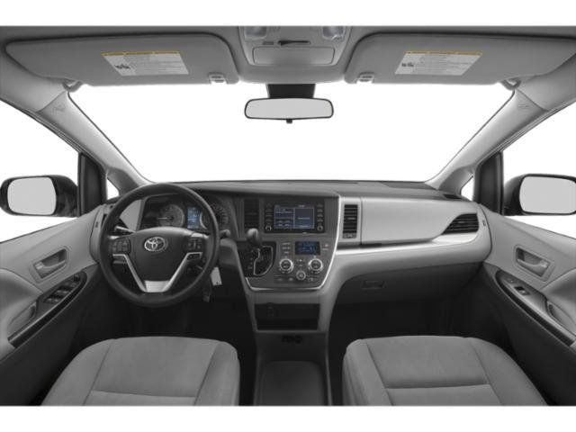 Used 2018 Toyota Sienna XLE Premium FWD image 11