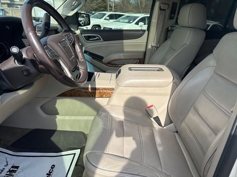 Used 2015 GMC Yukon Denali w/ Open Road Package image 30