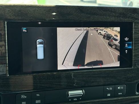 Used 2024 Mercedes-Benz Sprinter 3500 image 32