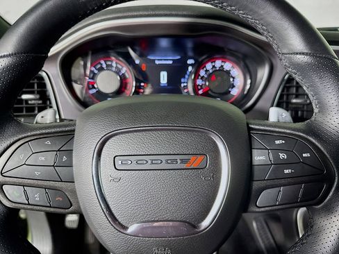 Used 2022 Dodge Challenger R/T w/ Driver Convenience Group image 16