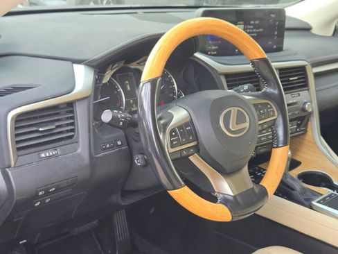 Used 2022 Lexus RX 350L FWD w/ Premium Package image 10