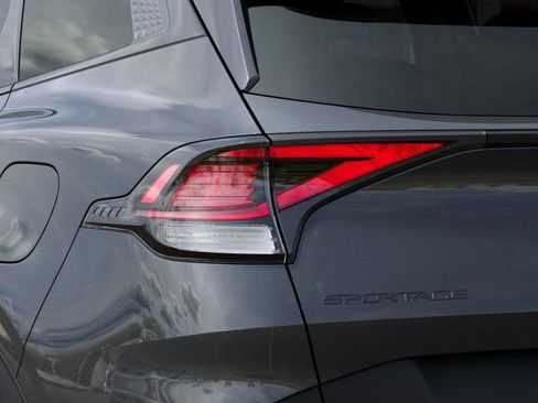 New 2025 Kia Sportage X-Line AWD/4WD image 11