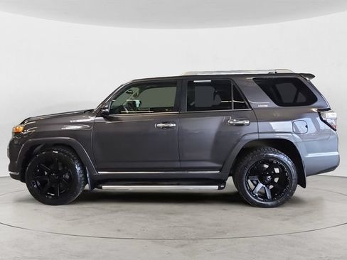 Used 2016 Toyota 4Runner Limited AWD/4WD image 8