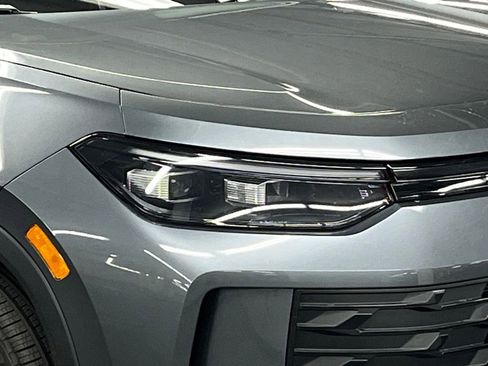 New 2026 Volkswagen Tiguan SE AWD/4WD image 42