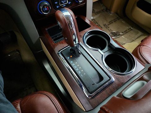 Used 2014 Ford F150 King Ranch w/ King Ranch Luxury Package image 17