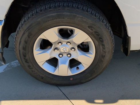 Used 2023 RAM 1500 Lone Star image 47