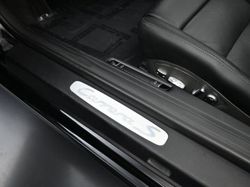 Used 2015 Porsche 911 Carrera S image 25
