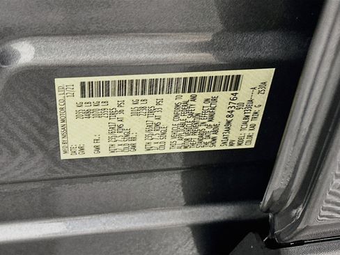 Used 2021 Nissan Rogue S FWD image 12