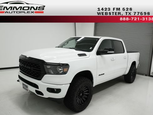 Used 2022 RAM 1500 Lone Star AWD/4WD image 1
