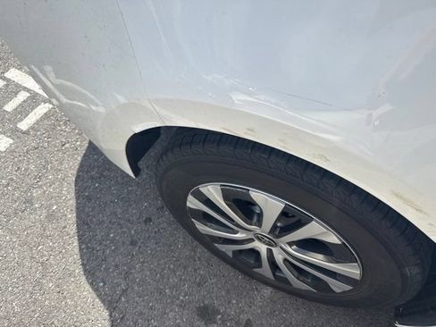 Used 2022 Toyota Corolla LE FWD image 24