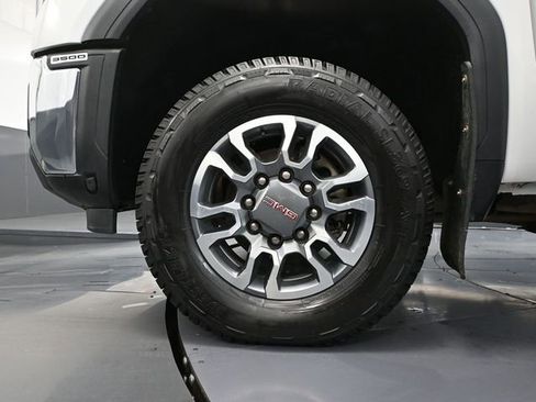 Used 2024 GMC Sierra 3500 SLE w/ SLE Convenience Package image 19