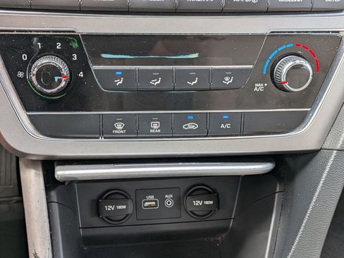 Used 2016 Hyundai Sonata SE FWD image 17