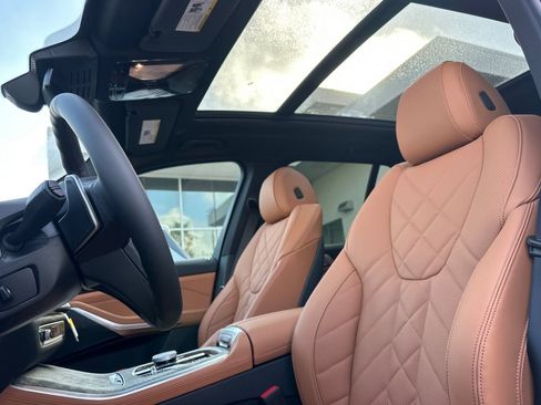 New 2026 BMW X5 sDrive40i image 14