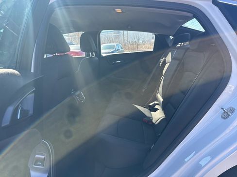 Used 2020 Chevrolet Malibu LT image 25