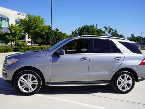 Used 2012 Mercedes-Benz ML 350 4MATIC image 3