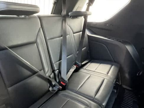 Used 2022 Chevrolet Tahoe LT w/ Luxury Package AWD/4WD image 26