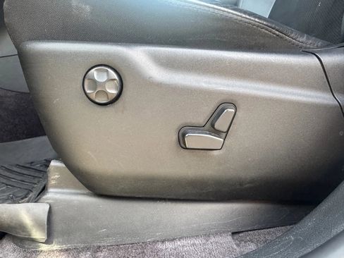 Used 2018 Jeep Grand Cherokee Altitude image 18