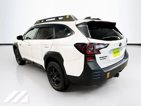 Used 2025 Subaru Outback Wilderness AWD/4WD image 7