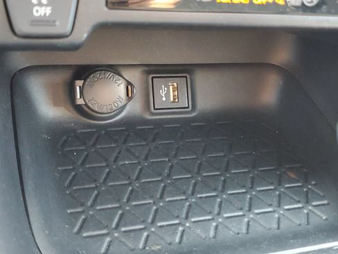 Certified 2024 Toyota RAV4 XLE AWD/4WD image 30
