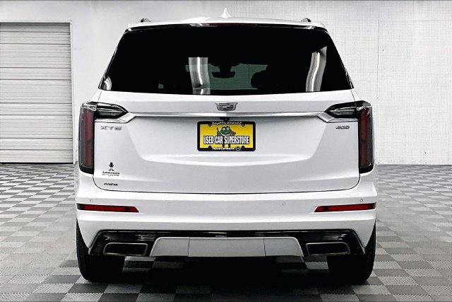Used 2024 Cadillac XT6 Sport w/ Technology Package AWD/4WD image 5