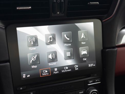 Used 2017 Porsche 911 Carrera image 21