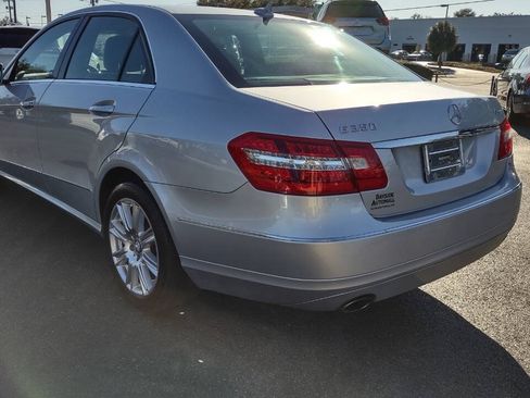 Used 2012 Mercedes-Benz E 350 4MATIC Sedan image 5