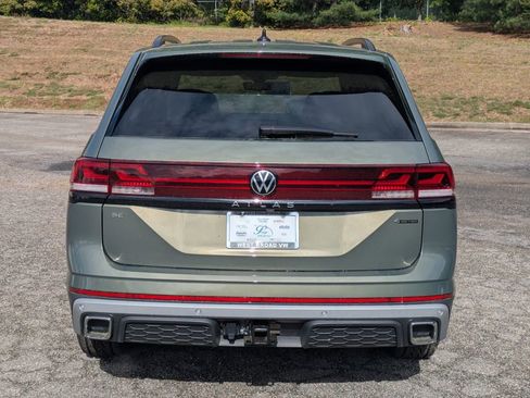 New 2026 Volkswagen Atlas Peak Edition AWD/4WD image 5